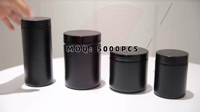 Bouteille en PEHD Noir Doux au Toucher