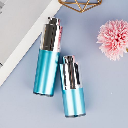 Flacon vaporisateur airless coloré