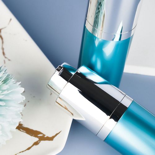 Flacon vaporisateur airless coloré