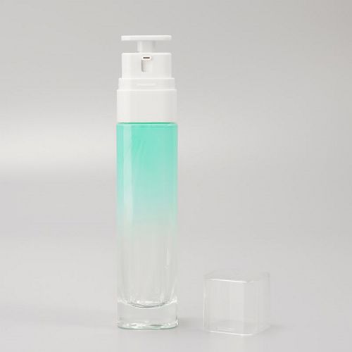 Flacon airless carré en verre avec pompe