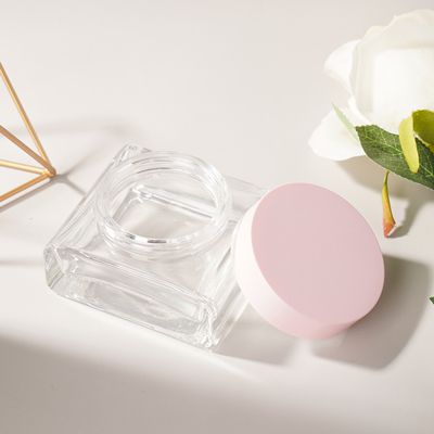 Pot cosmétique en verre rectangulaire