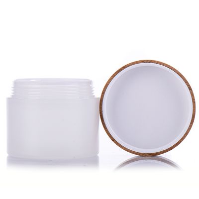 Pot cosmétique en plastique PP avec couvercle en bambou